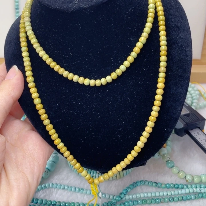 绿松石未镶嵌颈饰