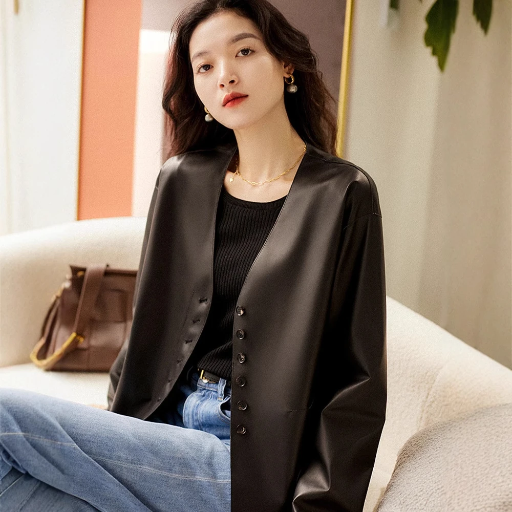 简约休闲不挑人轻涂V领绵羊皮外套女士春秋新款气质通勤真皮皮衣