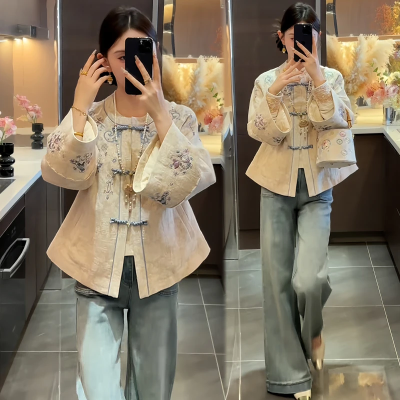 新中式国风气质圆领短外套女2025年秋冬季新款设计感减龄盘扣上衣