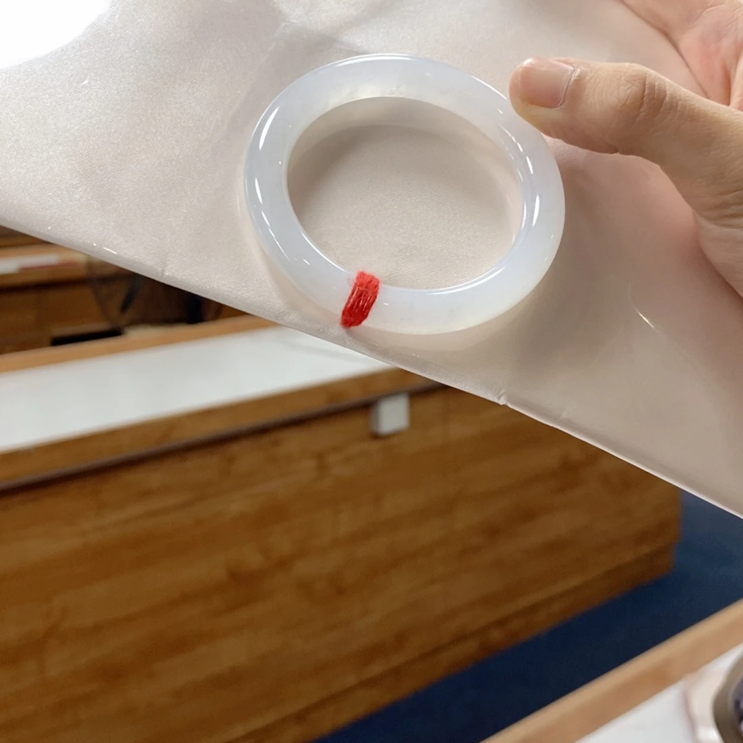 翡翠手镯未镶嵌买断