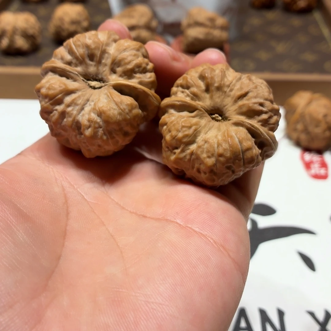 龅***？把件文玩核桃蛤蟆头A02