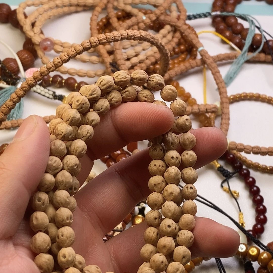 柏香籽/百香籽吊坠。。。。。。。。。。