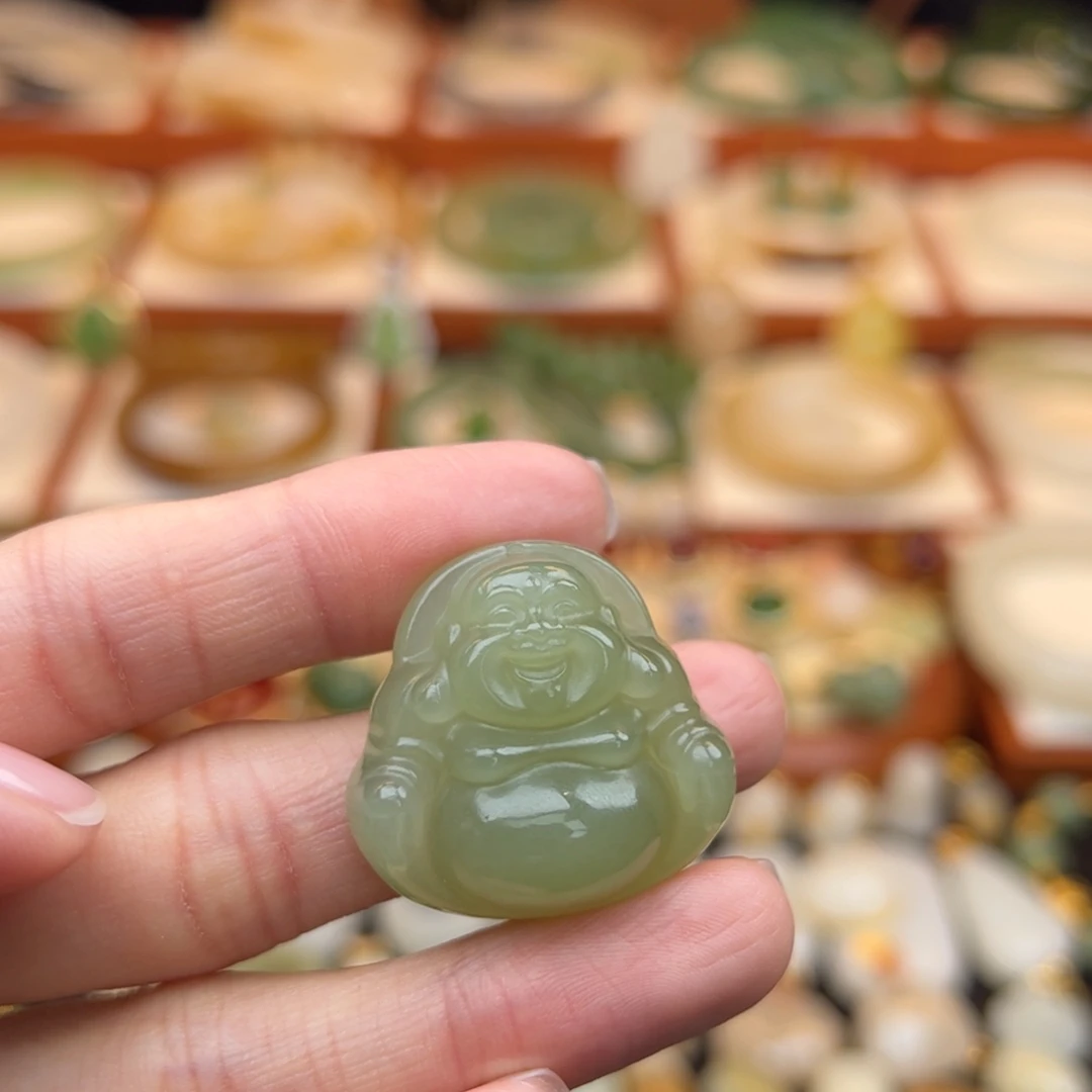 和田玉未镶嵌挂件包容福利