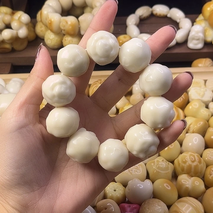 荞***我菩提根/象牙果吊坠