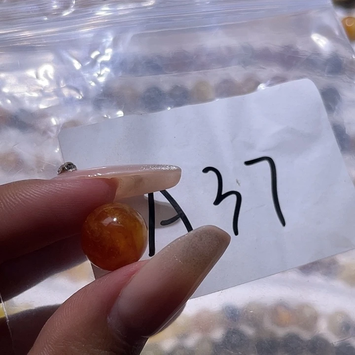 琥珀未镶嵌裸石11.9福利