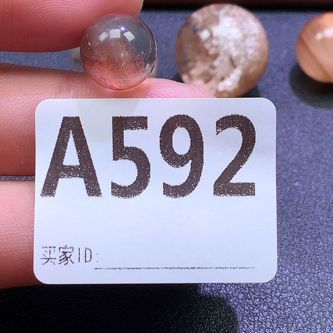 未镶嵌颈饰水晶嘉****版