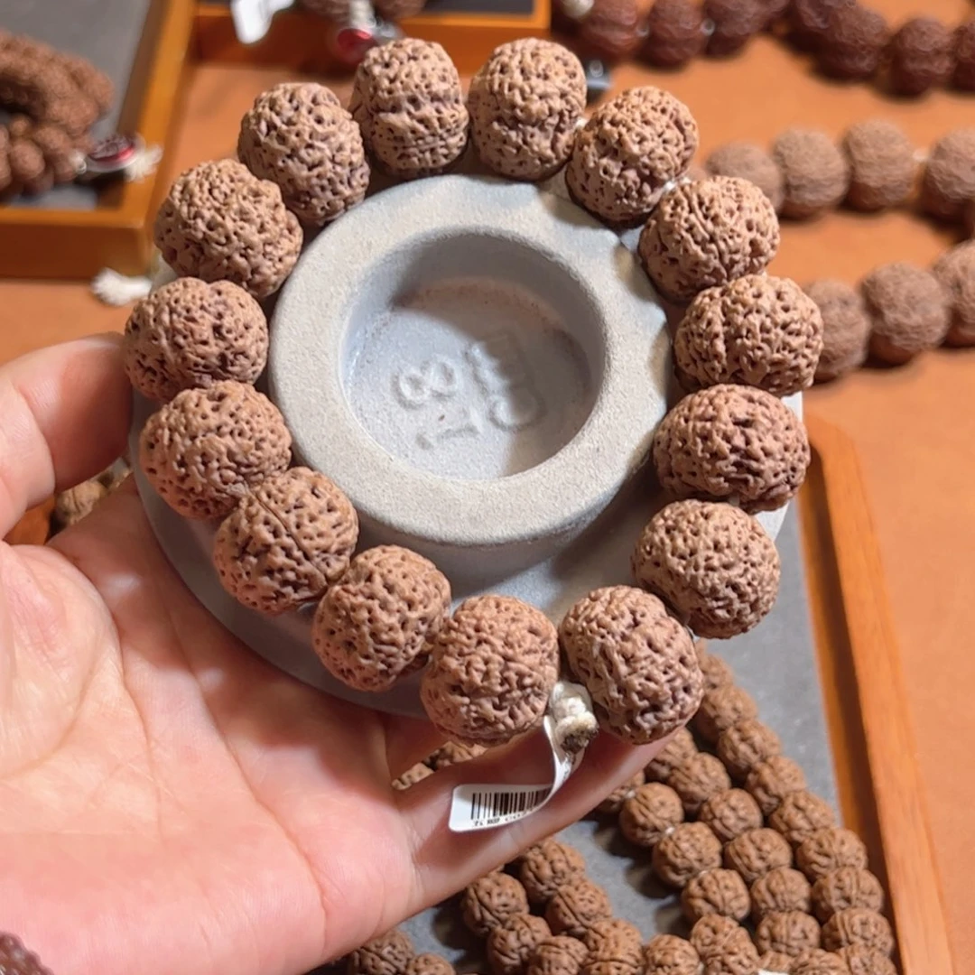 i***肥手串金刚菩提21超顶菠萝蜜大金刚菩提手串