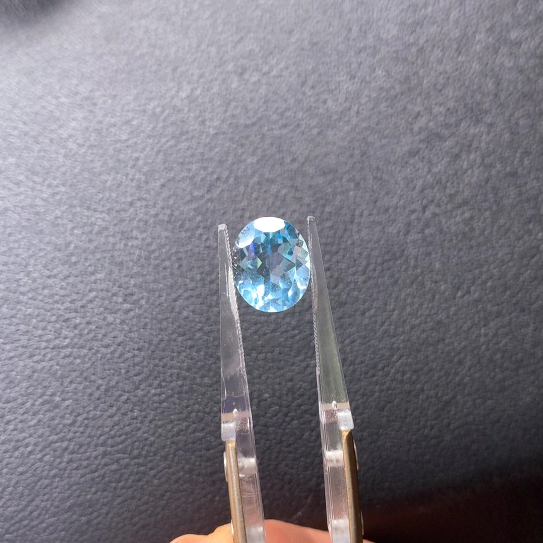 未镶嵌裸石托帕石4.4ct