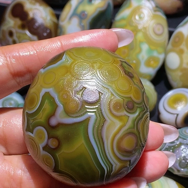 玛瑙/玉髓未镶嵌珠宝奇石62