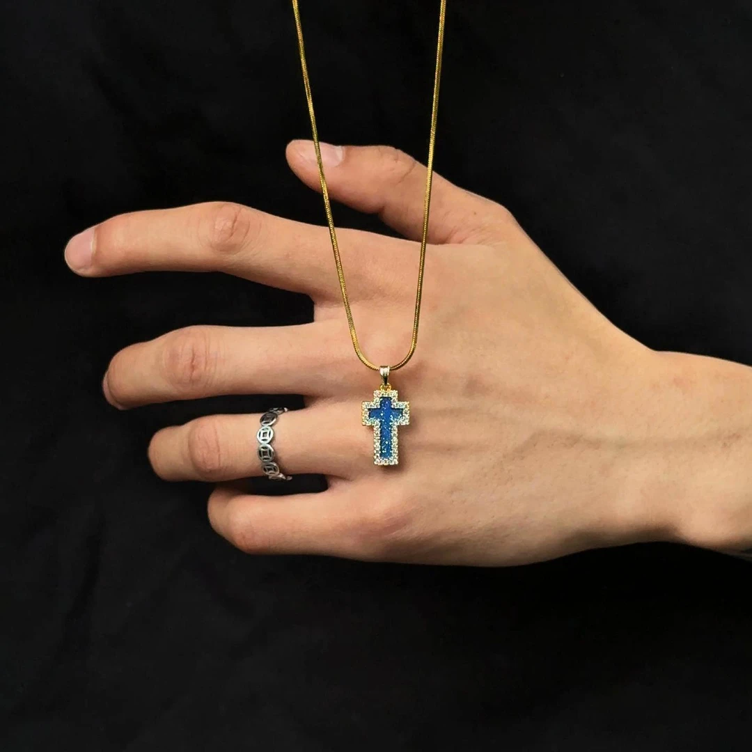 钛钢项链 小众设计十字架镶嵌轻奢坠链欧美风高级感情侣款配饰ins