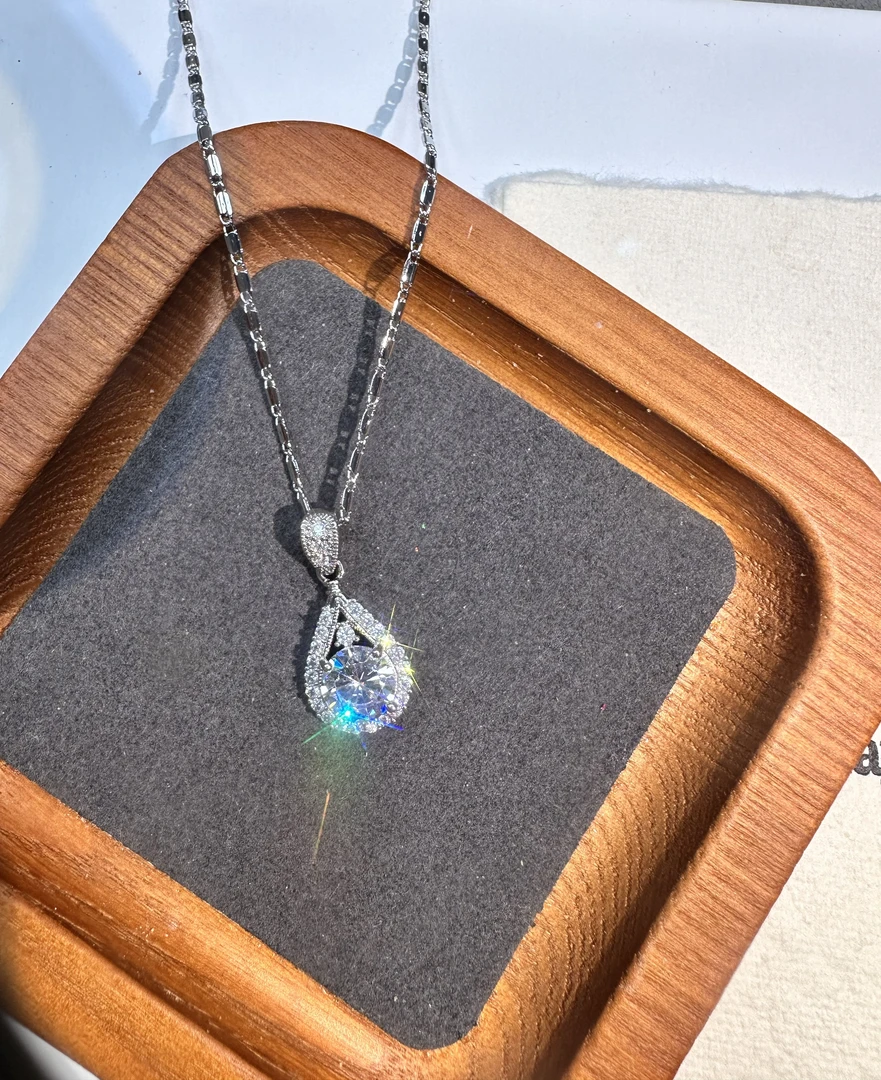 炫璨高奢 水滴项链简约轻奢小众高级感（804）