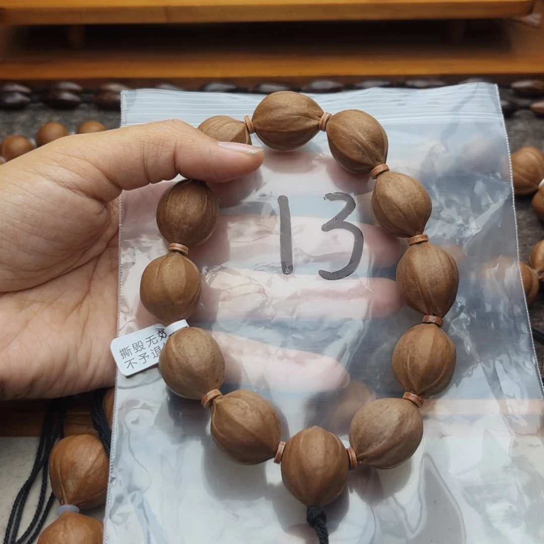 手串/手链橄榄核13号，1.9×2.4四花梅林铁核