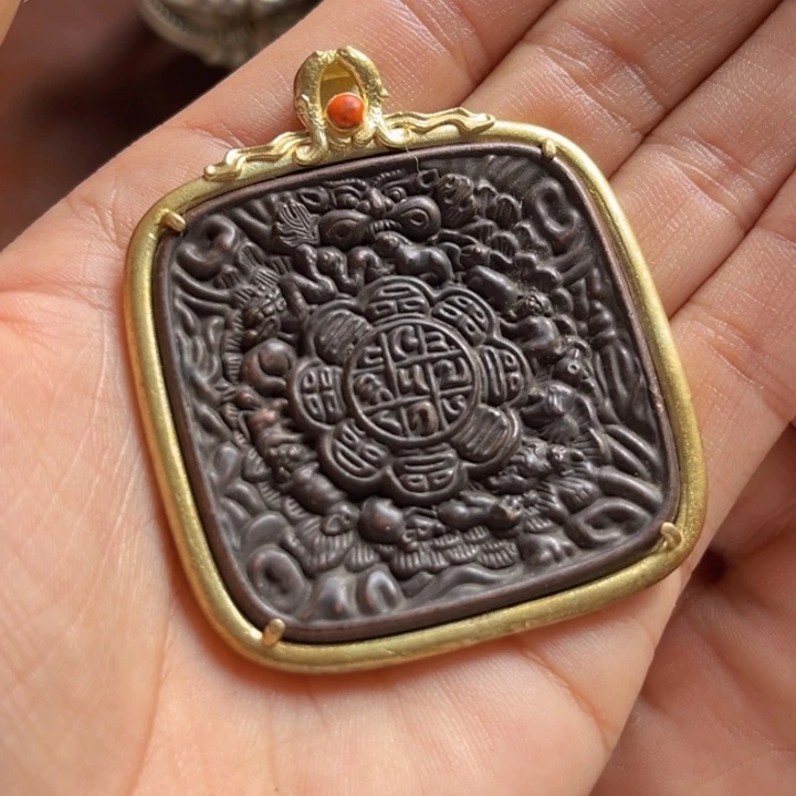 颈饰琉璃喜欢的朋友