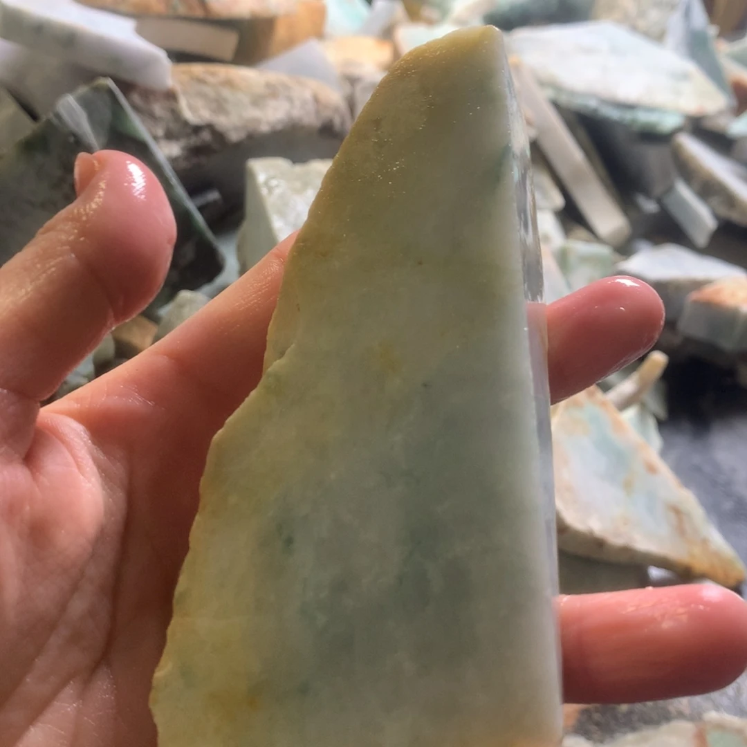 翡翠颈饰未镶嵌缅甸翡翠