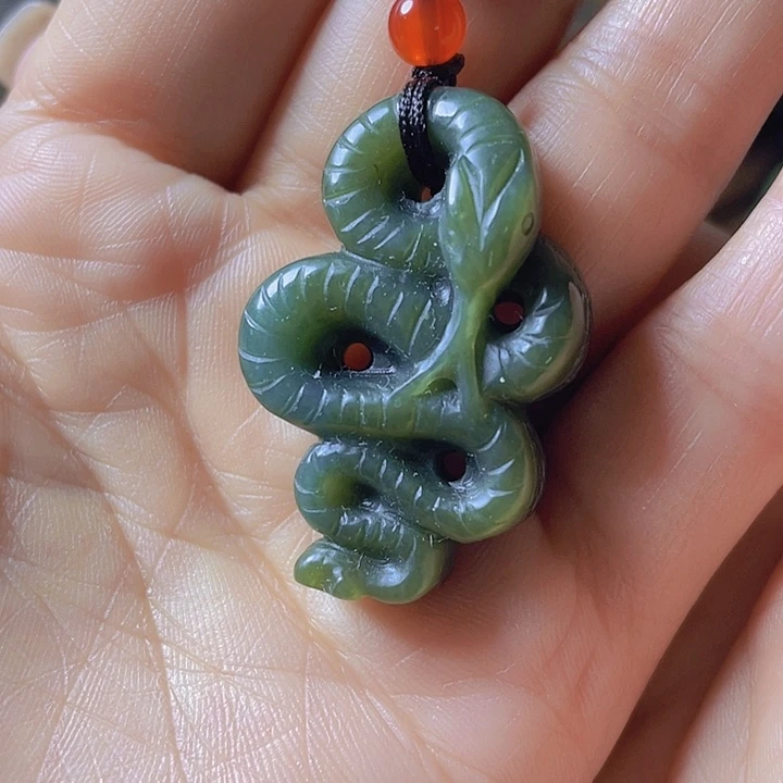 岫岩老玉（透闪石质玉）未镶嵌把件