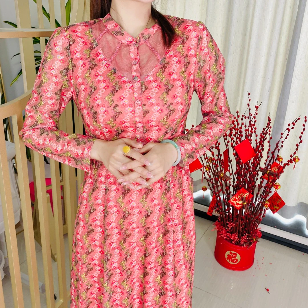 968#水波纹气质圆领显白修身连衣裙