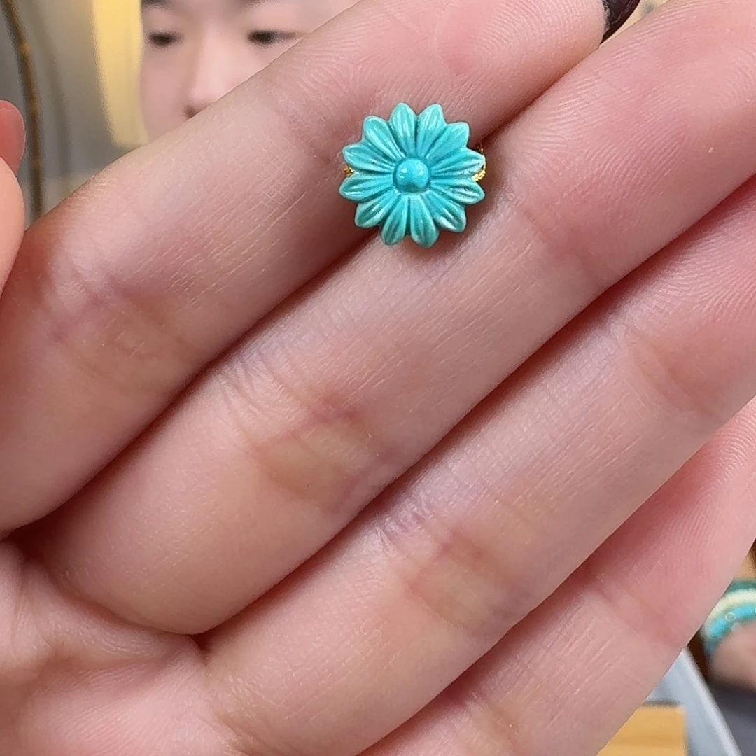 绿松石未镶嵌挂件