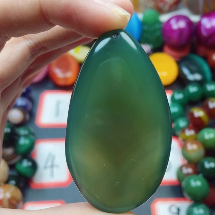 未镶嵌玛瑙/玉髓珠宝奇石