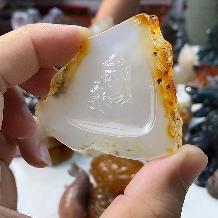 未镶嵌颈饰玛瑙/玉髓