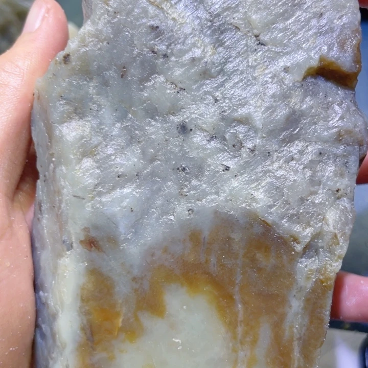 和田玉未镶嵌珠宝半成品