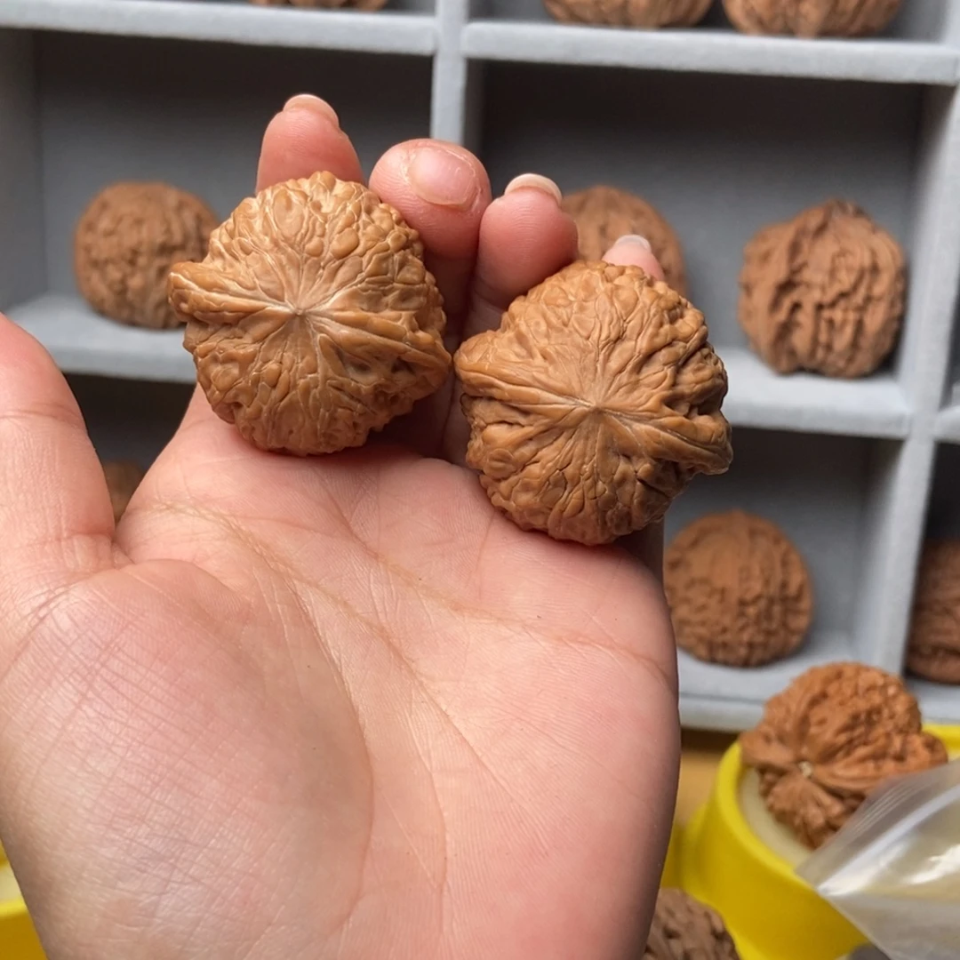 晴***鹤吊坠文玩核桃全品38铁锤