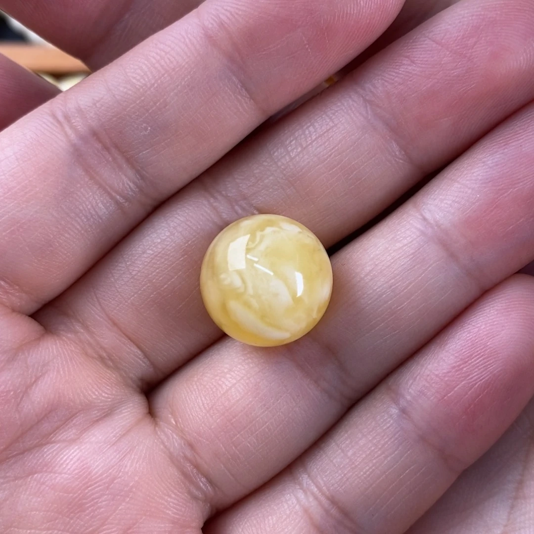 琥珀裸石未镶嵌蜜蜡