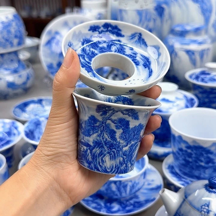 我也好开个玩笑而已，你