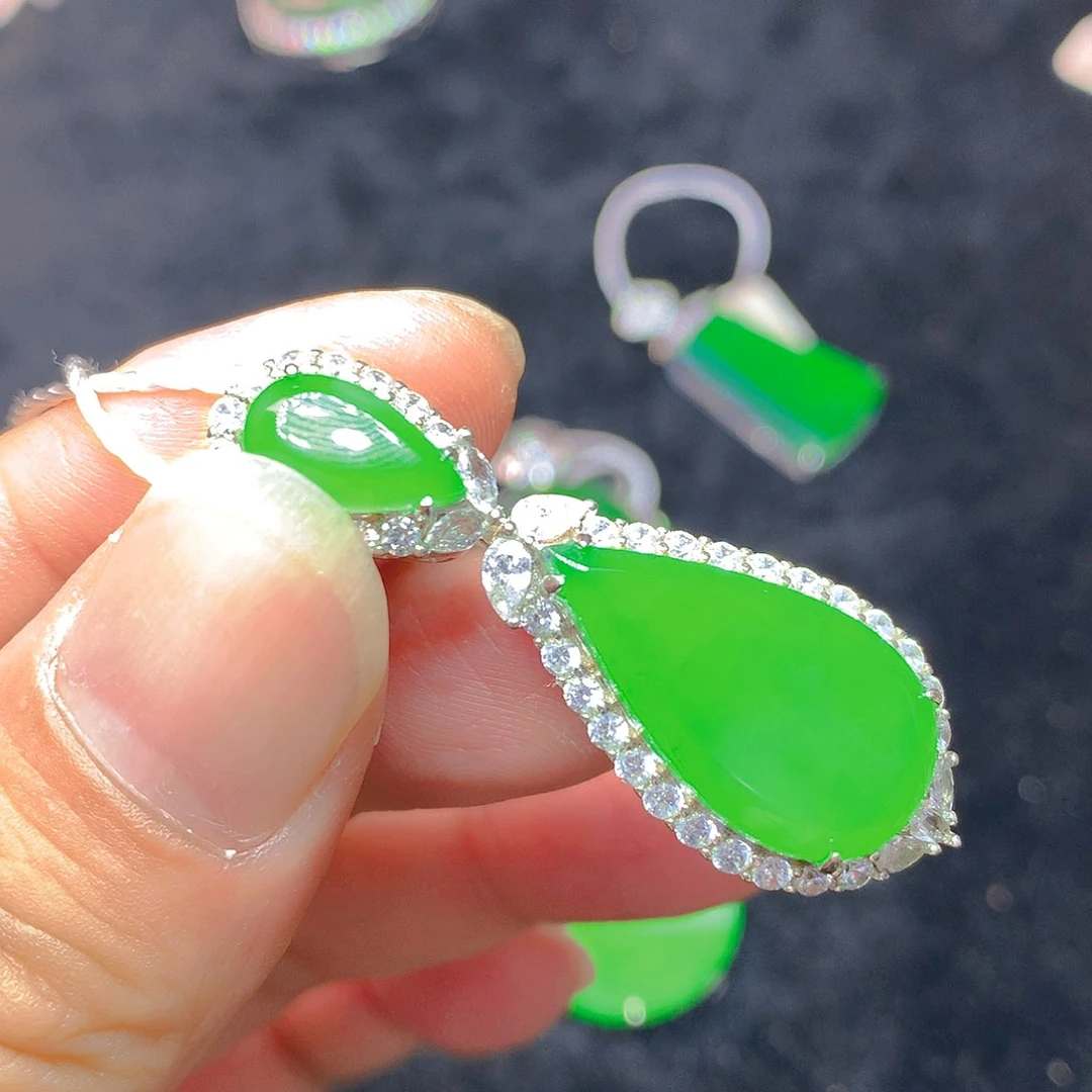 颈饰银S925镶嵌翡翠