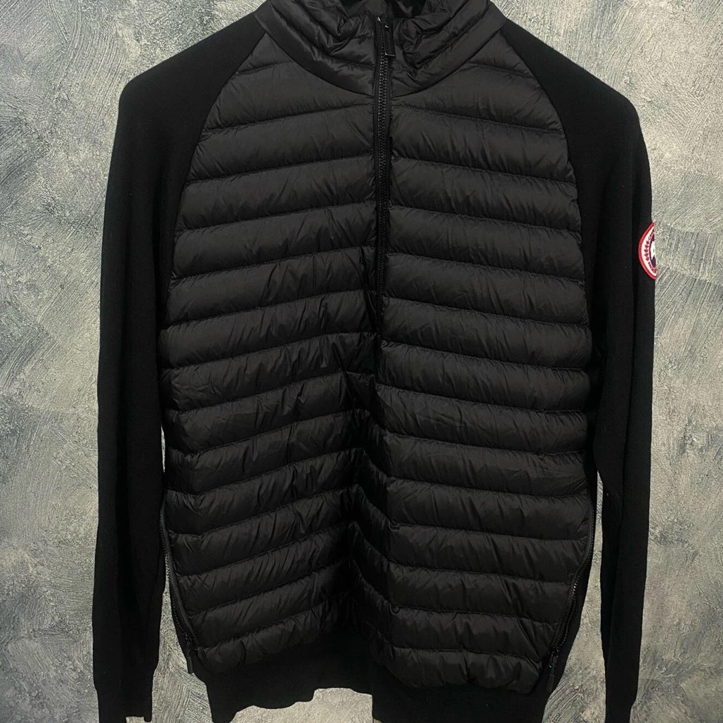 未使用 CANADA GOOSE 轻量羽绒服/黑色/M码/14312