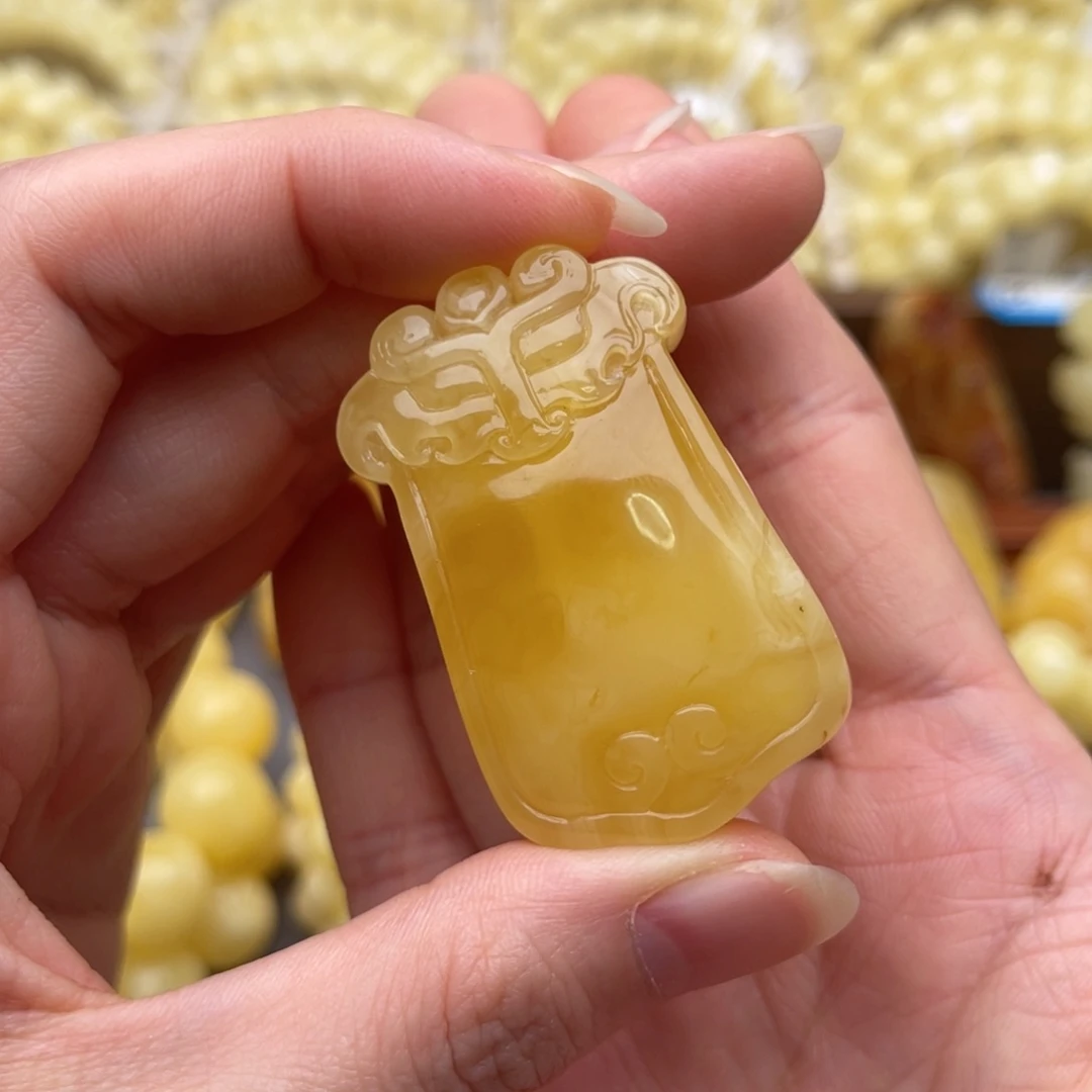 裸石琥珀未镶嵌蜜蜡微瑕吊坠鸽