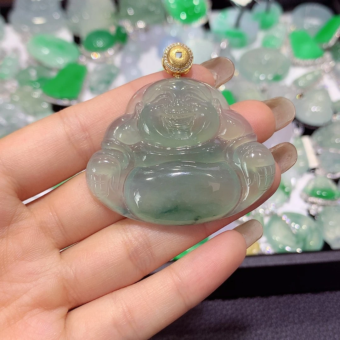 翡翠18K金镶嵌颈饰佛