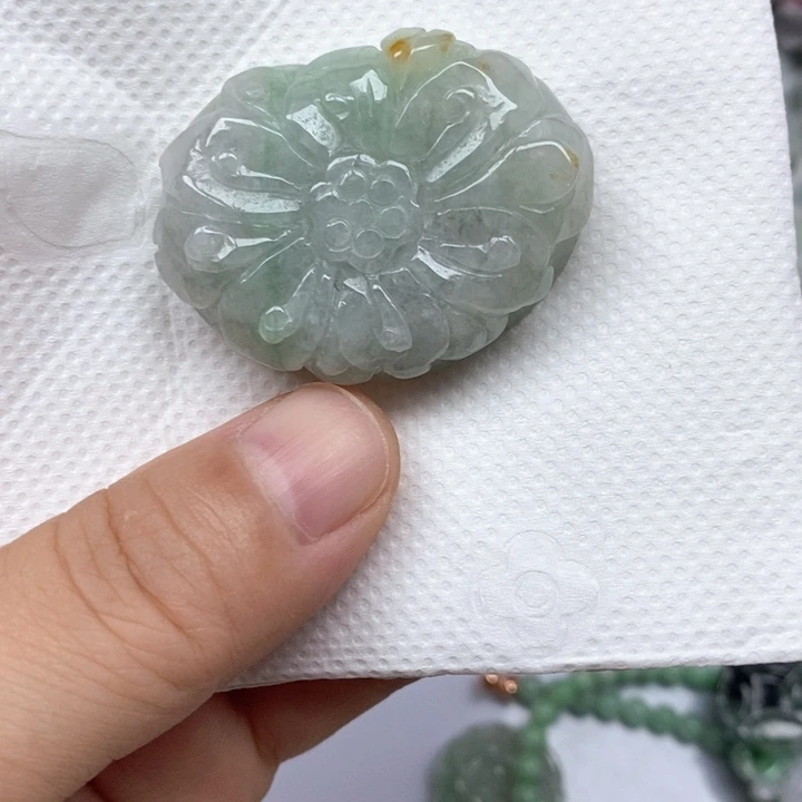 G***U颈饰未镶嵌翡翠天然缅甸翡翠