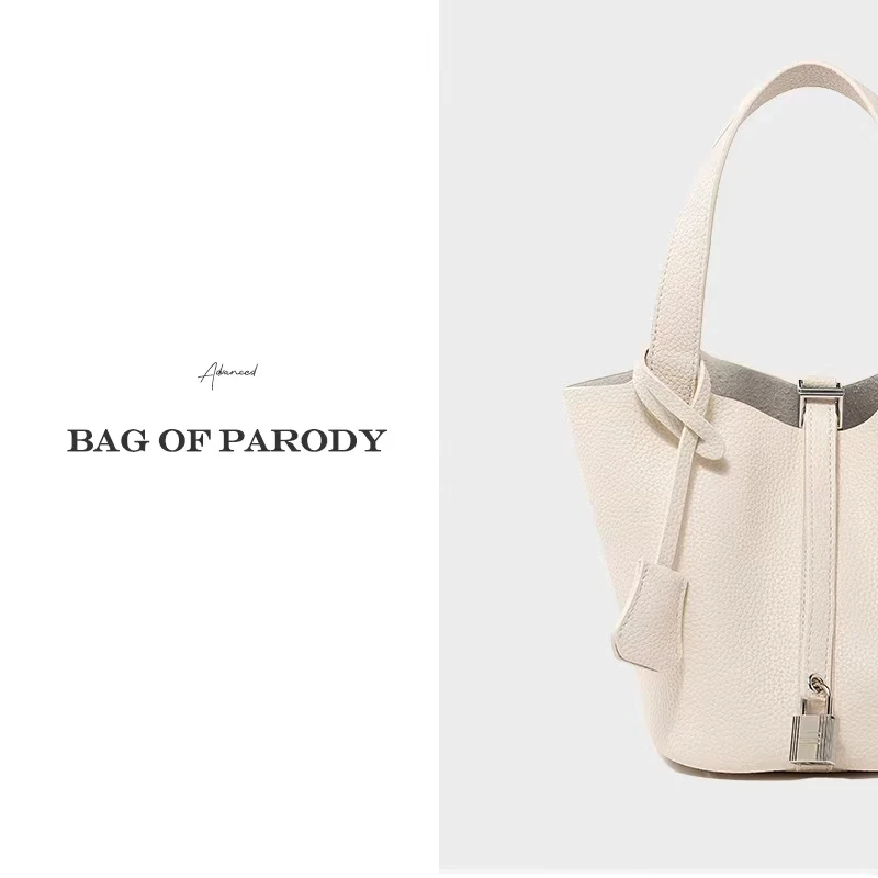 新款水桶包送内胆长肩带简约挂件小众百搭通勤纯色轻奢包包时尚女