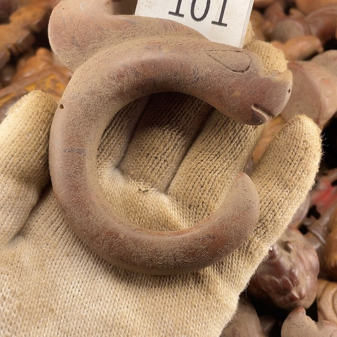 和田玉（糖玉）未镶嵌挂件