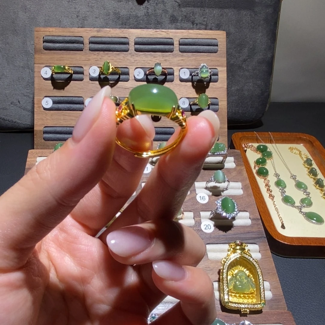 和田玉（碧玉）未镶嵌戒指