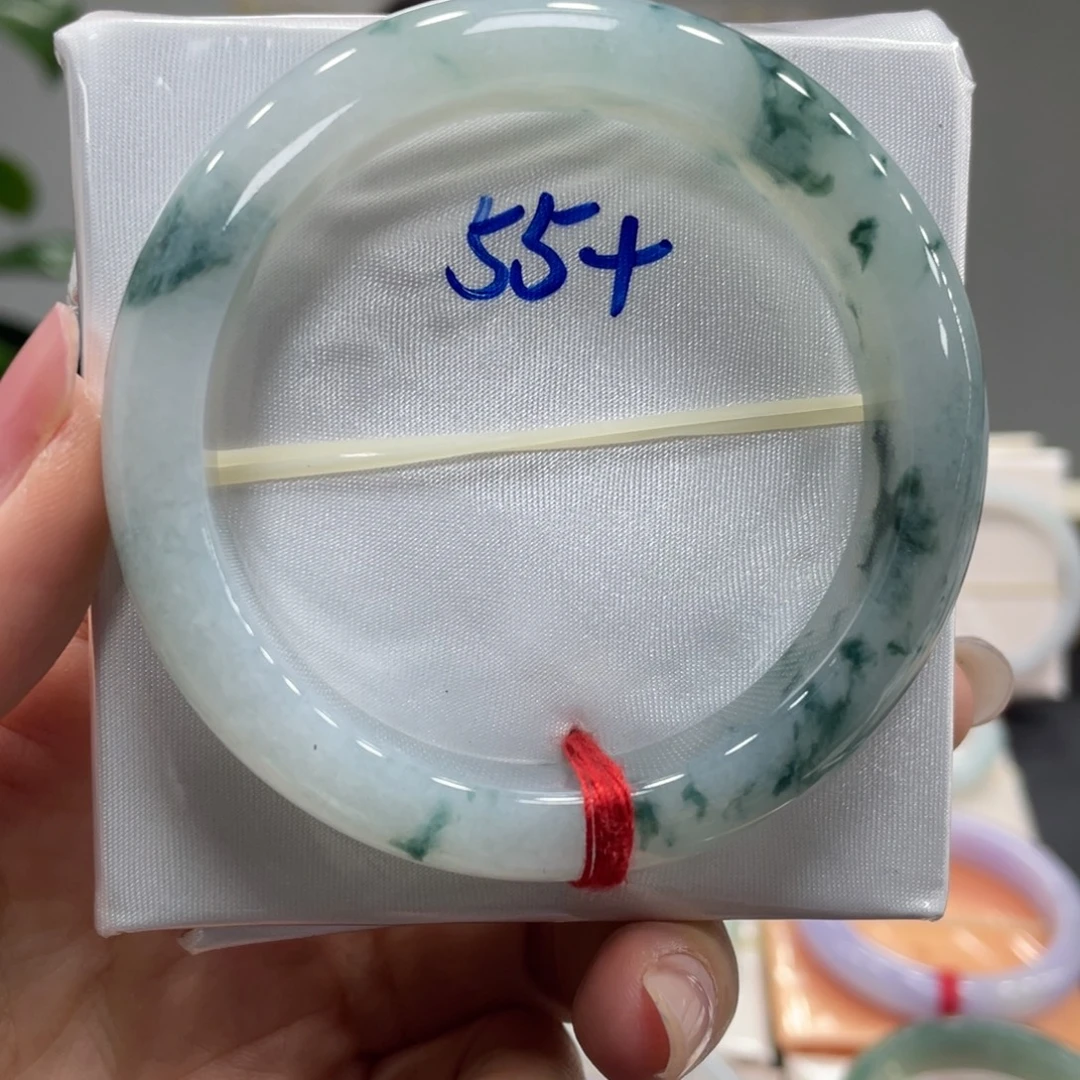 翡翠未镶嵌手镯翡翠