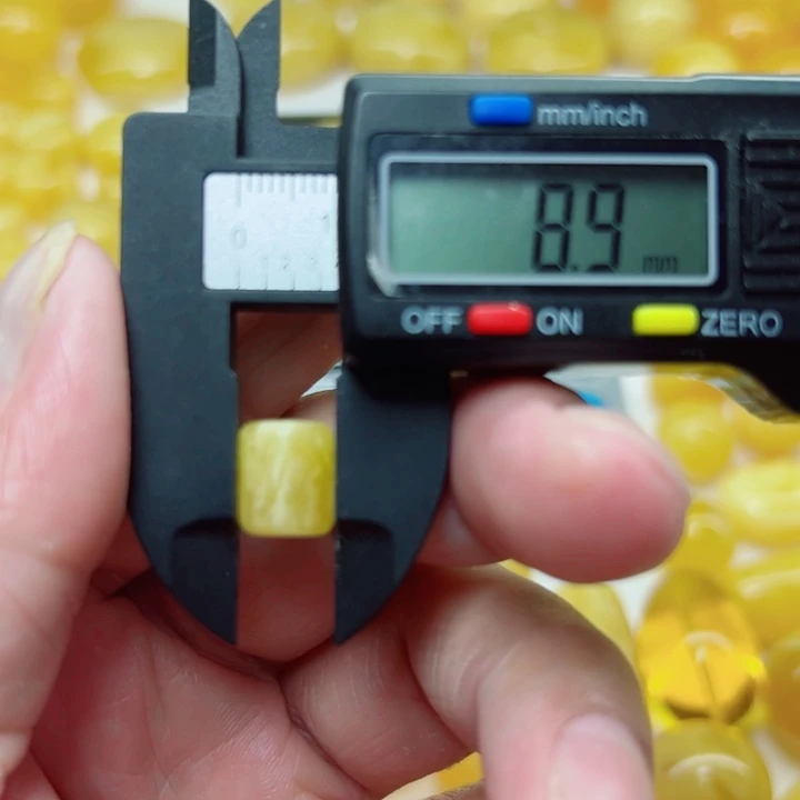 琥珀（矿物珀）未镶嵌裸石