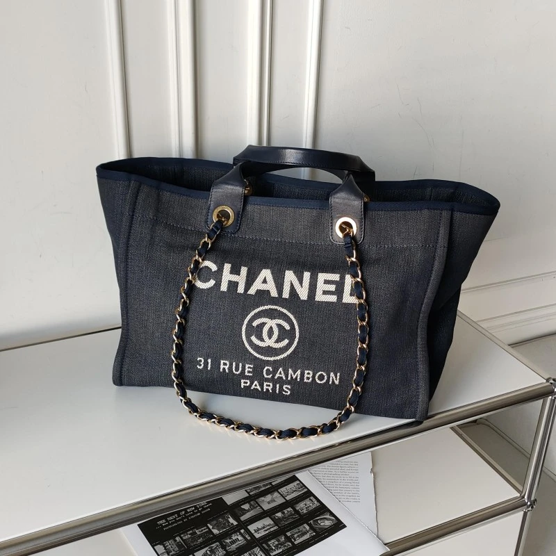 95新 Chanel/香奈儿 Azul-海军蓝牛仔手柄款沙滩中号手提包 53846