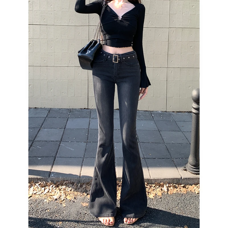 经典美式烟灰腰带微喇裤女2025秋季新款高腰弹力修身提臀牛仔裤