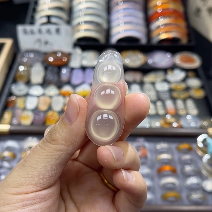 玛瑙/玉髓未镶嵌颈饰