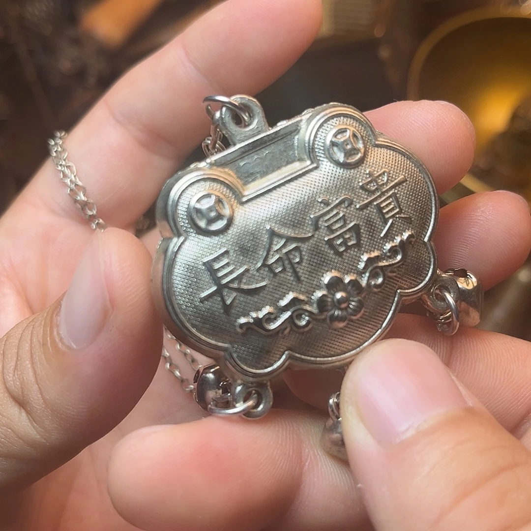 精美铜器工艺品等