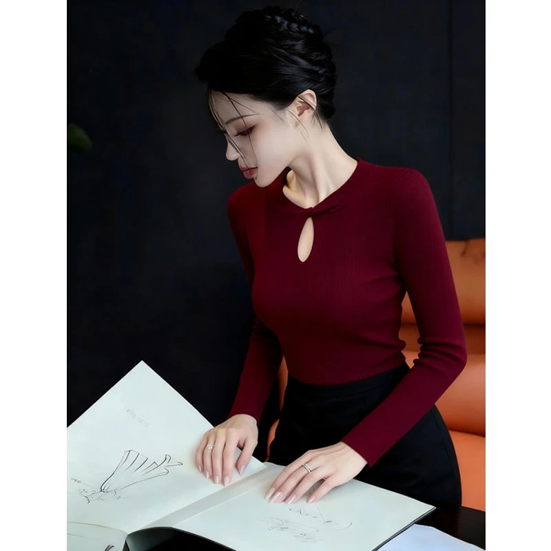 轻熟风优雅红色扭结长袖针织衫女秋冬2025新款修身内搭设计感上衣