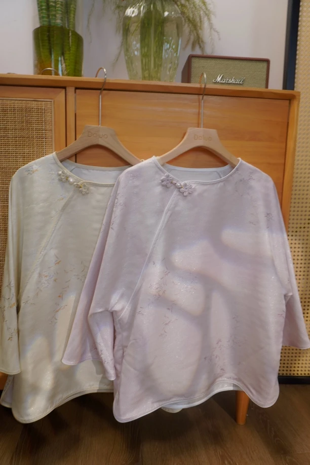 印花金通正绢手工花扣圆领侧开襟新中式上衣毛衫