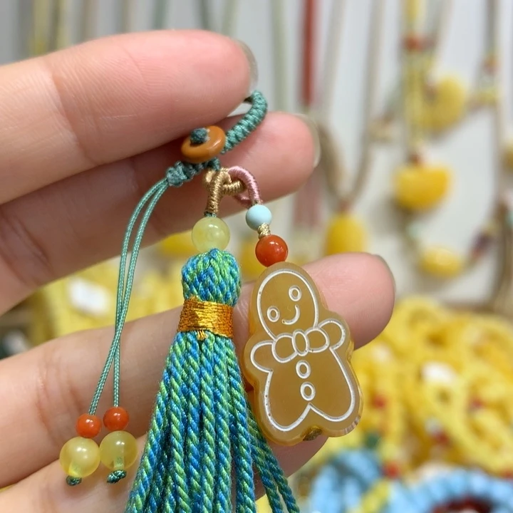 蜜蜡未镶嵌裸石配饰