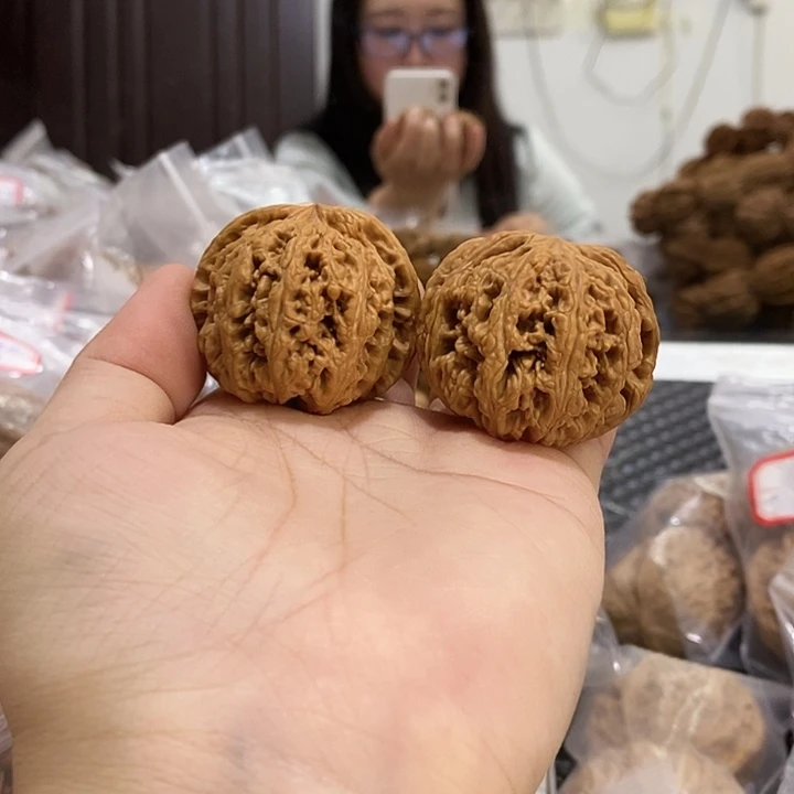 文玩核桃吊坠粗筋38+已打底