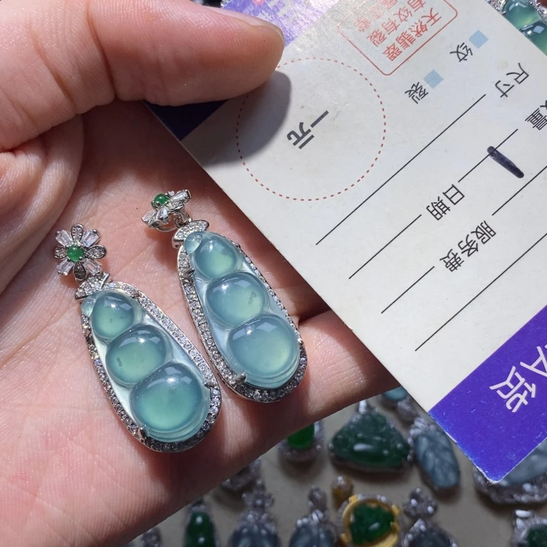 1***伙翡翠未镶嵌颈饰翡翠