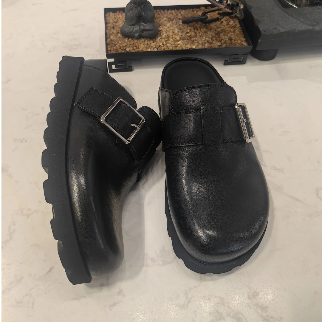 蒙M缩纹牛皮厚底勃肯鞋女包头半拖鞋外穿2025春季新款懒人一脚蹬