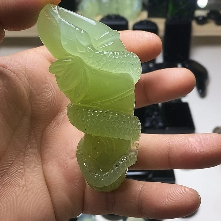 岫玉未镶嵌手把件