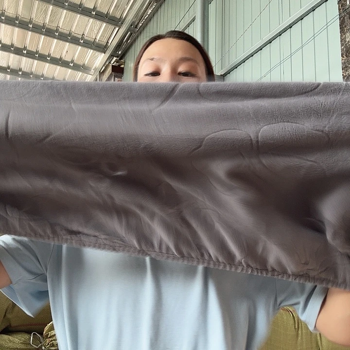 聚酯纤维万能沙发套919 给4 个小靠背