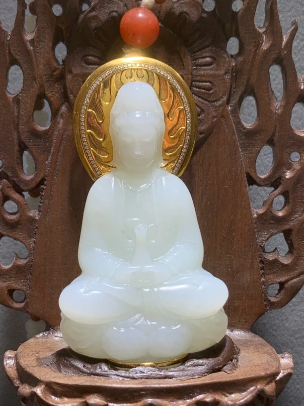 和田玉 羊脂玉 18K金 玉观音 重量64克